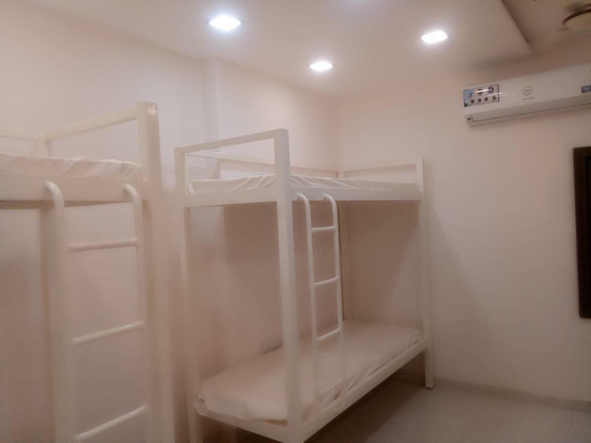 Hotel Prestige อัจเมอร์ ภายนอก รูปภาพ